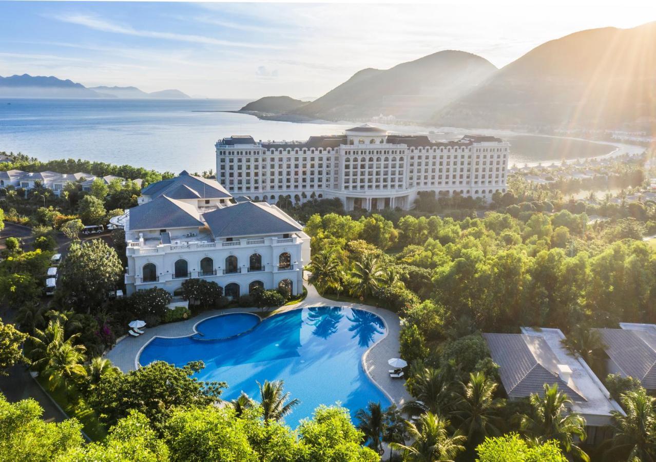 Vinpearl Golflink Nha Trang Hotel Exterior photo