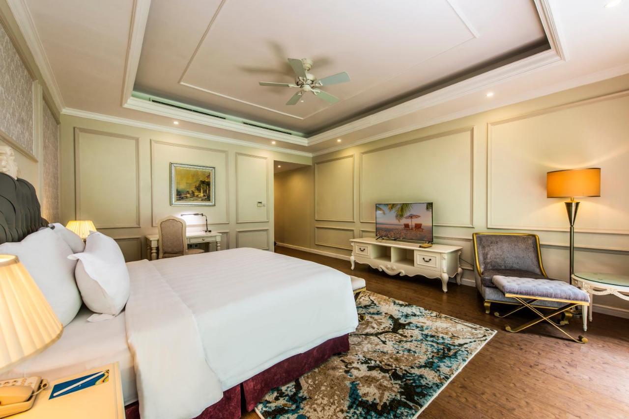 Vinpearl Golflink Nha Trang Hotel Exterior photo