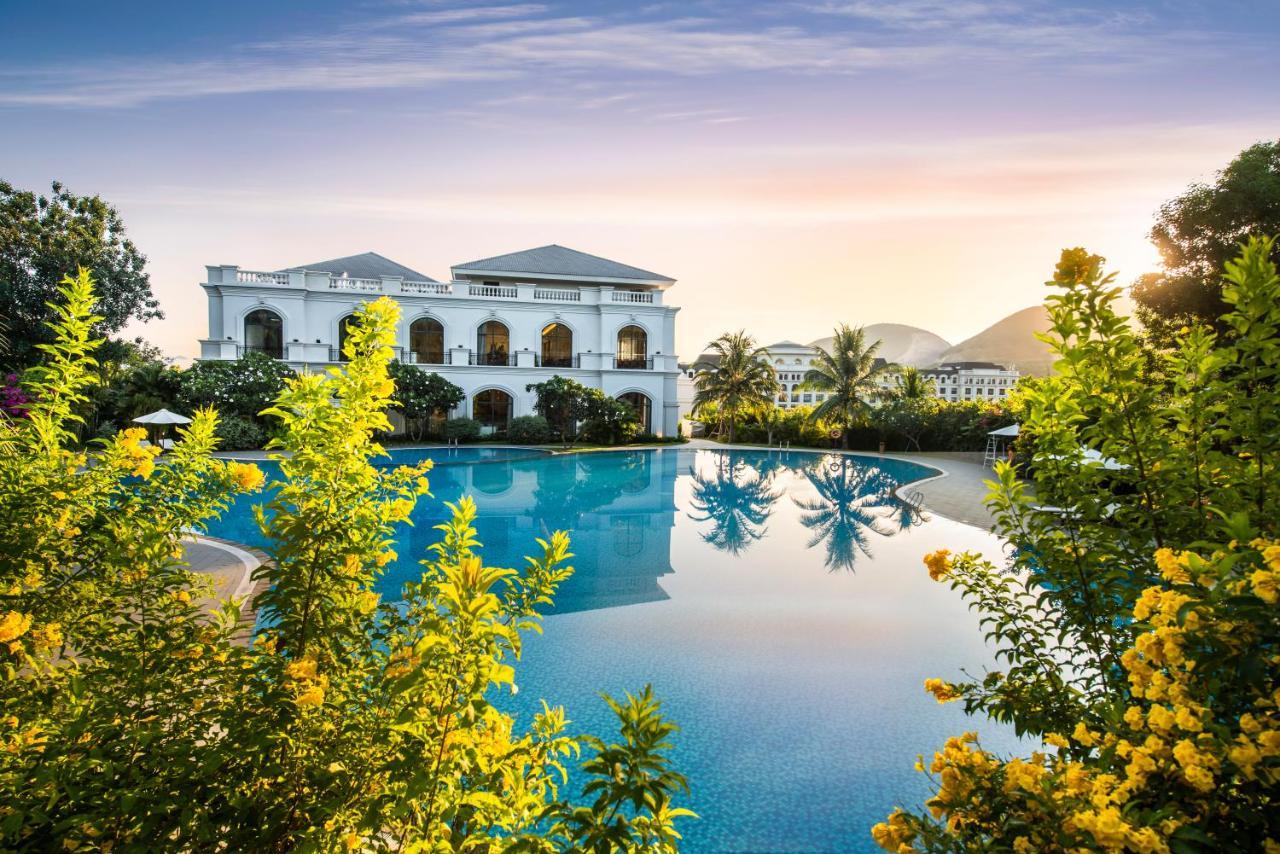 Vinpearl Golflink Nha Trang Hotel Exterior photo